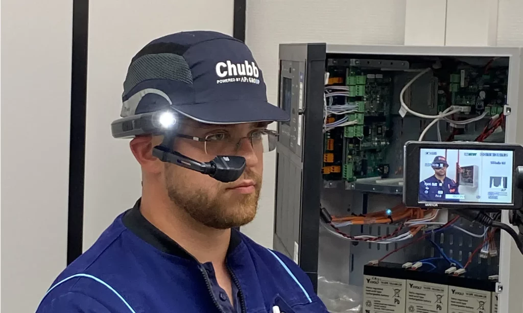 Lunettes connectées maintenance connectée